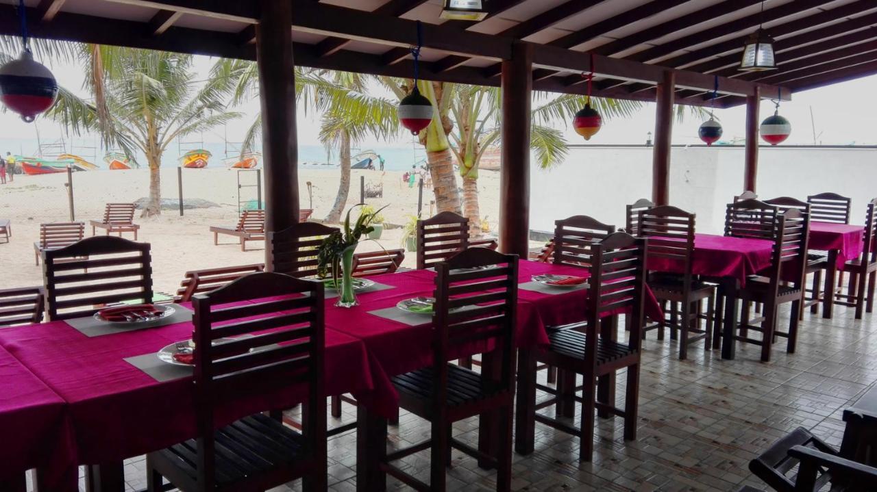 Italia Beach Hotel Ambalangoda  Extérieur photo